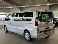 Usata Opel Vivaro 146 CV (107 kW) 2017 Argento Monovolume
