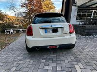 Second-hand Mini Cooper D 116 CP (85 kW) 2015 Alb Hatchback