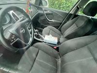 Gebraucht Opel Astra 117 PS (86 kW) 2013 Schwarz Limousine