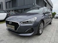 Gebraucht Hyundai i30 Passion Plus 140 PS (102 kW) 2018 Micron grey / met Kombi