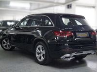 Gebraucht Mercedes GLC200 197 PS (144 kW) 2021 Schwarz SUV
