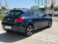 Gebraucht Opel Astra 116 PS (85 kW) 2011 Blau Limousine