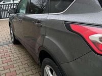 Gebraucht Ford Kuga Titanium 179 PS (131 kW) 2017 Grau SUV