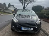 Gebraucht Ford Fiesta SYNC Edition 95 PS (69 kW) 2015 Schwarz Kleinwagen