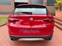 Gebraucht Alfa Romeo Stelvio Super 280 PS (205 kW) 2017 Rot SUV
