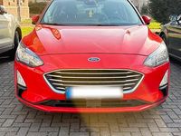Gebraucht Ford Focus 120 PS (88 kW) 2020 Rot Kombi