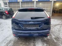 Gebraucht Ford Focus 101 PS (74 kW) 2010 Blau Limousine