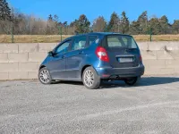 Gebraucht Mercedes A160 Elegance 95 PS (69 kW) 2011 Blau Kleinwagen