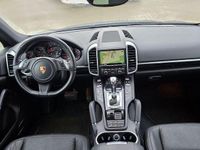 Gebraucht Porsche Cayenne 245 PS (180 kW) 2012 Schwarz SUV