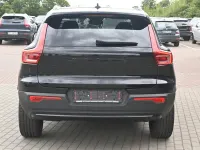 Gebraucht Volvo XC40 Plus 163 PS (119 kW) 2025 Schwarz SUV