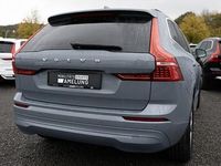 Usado Volvo XC60 Core 197 HP (144 kW) 2023 Cinzento SUV