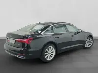 Gebraucht Audi A6 Sport 204 PS (150 kW) 2023 Mythosschwarz metallic Limousine
