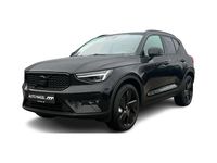 Neu Volvo XC40 Plus 163 PS (119 kW) 2025 Blau SUV