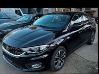 Gebraucht Fiat Tipo Lounge 95 PS (69 kW) 2017 Schwarz Limousine