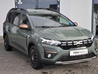 Gebraucht Dacia Jogger Extreme 110 PS (80 kW) 2024 Safarigrau Van / Kleinbus