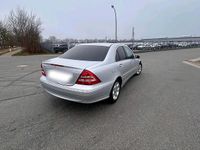 Gebraucht Mercedes C220 Elegance 150 PS (110 kW) 2006 Grau Limousine