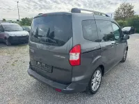 Gebraucht Ford Tourneo Courier Titanium 101 PS (74 kW) 2016 Van / Kleinbus