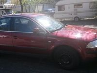 Gebraucht VW Passat 102 PS (75 kW) 2001 Rot Limousine
