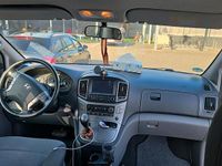 Używany Hyundai H-1 170 KM (125 kW) 2016 Czarny Minivan
