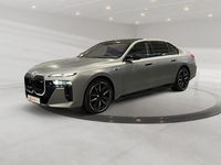 Gebraucht BMW M760e Sport Line 381 PS (280 kW) 2025 Grau Limousine