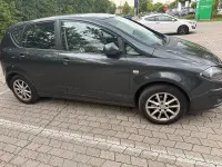 Używany Seat Altea 125 KM (91 kW) 2009 Szary Sedan/Limuzyna
