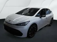 Gebraucht Cupra Born e-Boost 169 kW (231 PS) 2024 2y eisweiß Kleinwagen