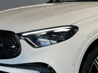 Gebraucht Mercedes GLC300de AMG 197 PS (144 kW) 2024 Weiß Coupé