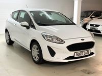 gebraucht Ford Fiesta *2.HAND *KAMERA *AHK *SHZ *TEMPO *SPURHAL