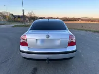 Gebraucht VW Passat 101 PS (74 kW) 2003 Silber Limousine