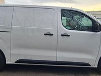 Gebraucht Toyota Proace 120 PS (88 kW) 2022 Weiß Van / Kleinbus