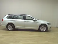 Gebraucht VW Passat Business 150 PS (110 kW) 2022 Weiss Kombi