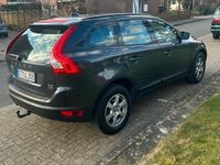 Gebraucht Volvo XC60 163 PS (119 kW) 2010 Grün SUV