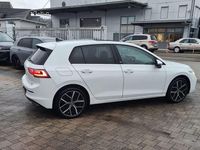 Gebraucht VW Golf VIII Edition 150 PS (110 kW) 2024 Weiß Limousine