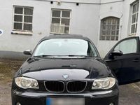 Gebraucht BMW 118 120 PS (88 kW) 2007 Schwarz Kleinwagen