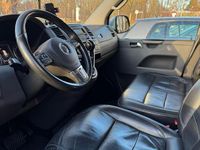 Gebraucht VW T5 140 PS (102 kW) 2015 Grau Van