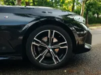 Gebraucht BMW 320 Sport Line 190 PS (139 kW) 2022 Schwarz Limousine
