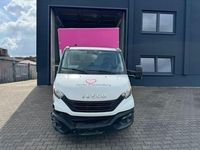 Gebraucht Iveco Daily 136 PS (100 kW) 2023 Weiss Van