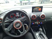 Gebraucht Audi A3 116 PS (85 kW) 2018 Silber Limousine