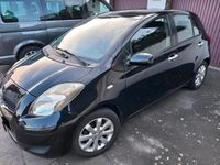 Gebraucht Toyota Yaris 69 PS (50 kW) 2011 Schwarz Kleinwagen