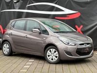 Gebraucht Hyundai ix20 Edition 90 PS (66 kW) 2012 Braun Kleinwagen