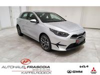 Gebraucht Kia Ceed Spirit 140 PS (102 kW) 2024 Silber Kleinwagen