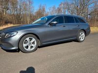 Gebraucht Mercedes E220 194 PS (142 kW) 2017 Grau Kombi
