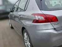 Gebraucht Peugeot 308 Active 125 PS (91 kW) 2014 Silber Limousine