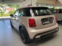 Gebraucht Mini Cooper Classic 136 PS (100 kW) 2022 Rooftop grey metallic Kleinwagen