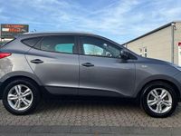 Gebraucht Hyundai ix35 Comfort 136 PS (100 kW) 2013 Grau SUV