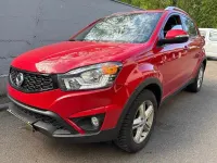Gebraucht SsangYong Korando Crystal 150 PS (110 kW) 2015 Rot SUV