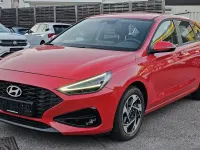 Gebraucht Hyundai i30 101 PS (74 kW) 2024 Rot Kombi