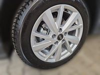 Gebraucht Audi Q2 Ambiente 116 PS (85 kW) 2026 Gletscherweiß metallic SUV