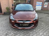 Gebraucht Hyundai ix20 125 PS (91 kW) 2013 Braun Kleinwagen