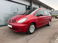 Gebraucht Citroën Xsara Picasso Exclusive 116 PS (85 kW) 2003 Farbe luziferrot/metalliclack Van / Kleinbus